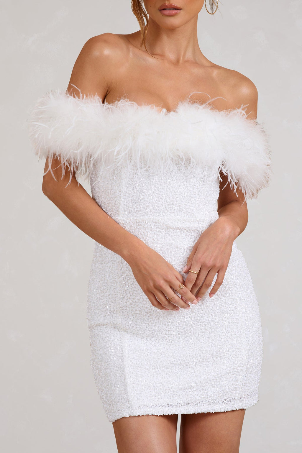 Savrani™ | Abito in paillettes con piume
